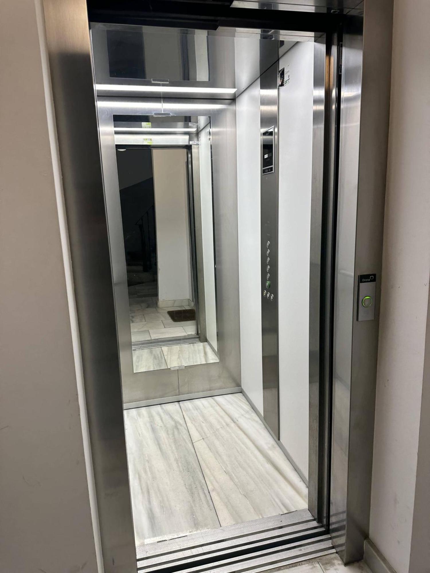 Moderno Apartamento En Pleno Centro Madrid Eksteriør bilde