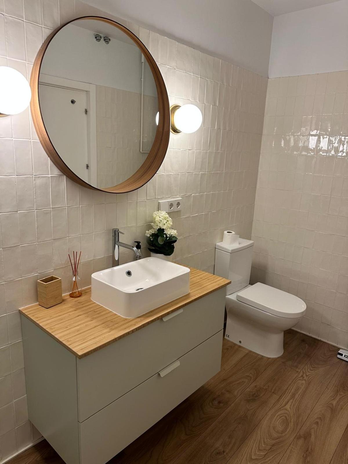 Moderno Apartamento En Pleno Centro Madrid Eksteriør bilde