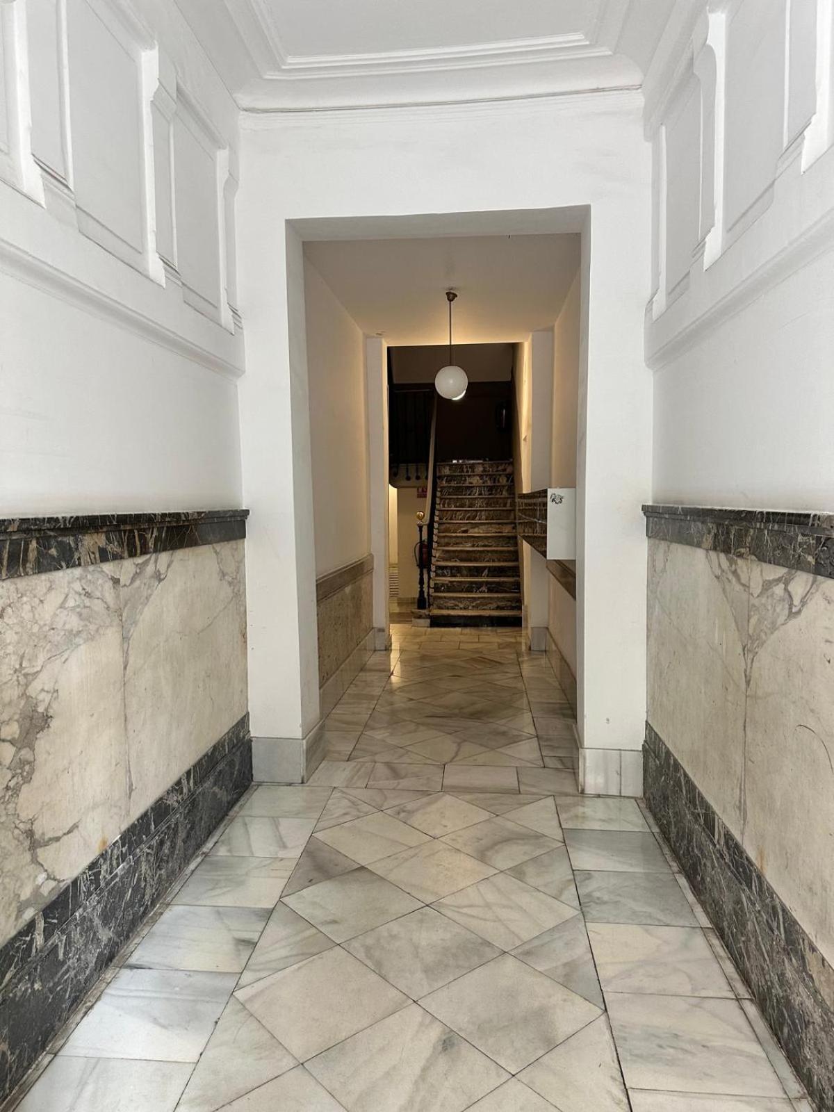 Moderno Apartamento En Pleno Centro Madrid Eksteriør bilde